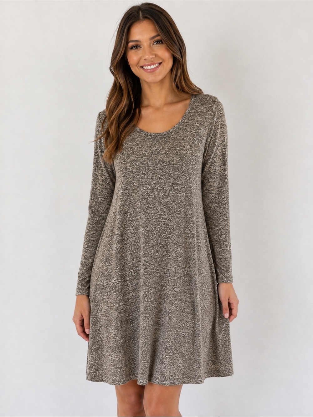 Discreet lightweight knit Sweater Dress Sz LG Jrs round Neck long sleeve spandex